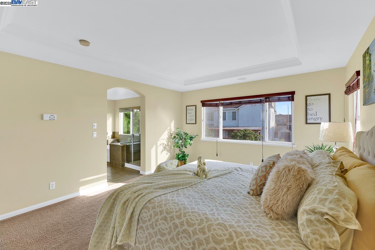 436 Wood Glen Dr