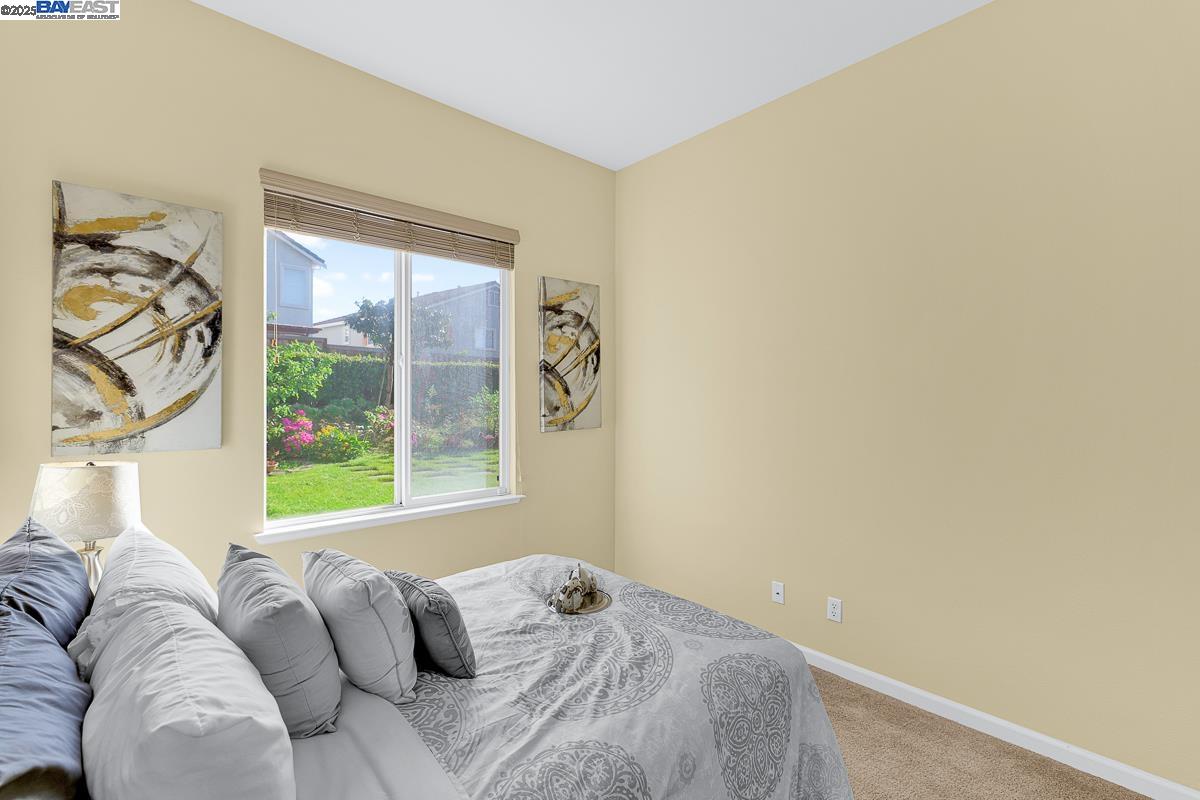 436 Wood Glen Dr