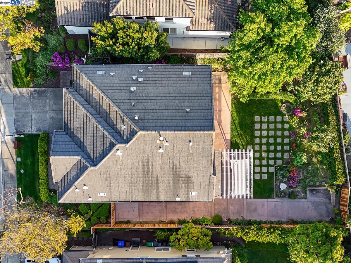 436 Wood Glen Dr