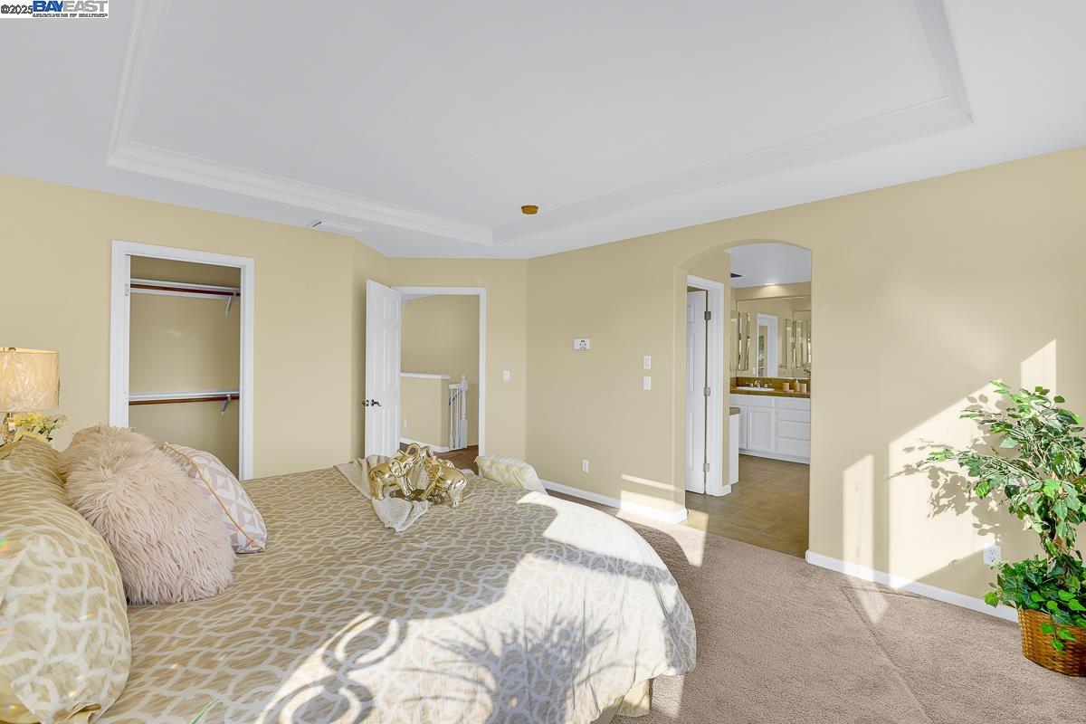 436 Wood Glen Dr