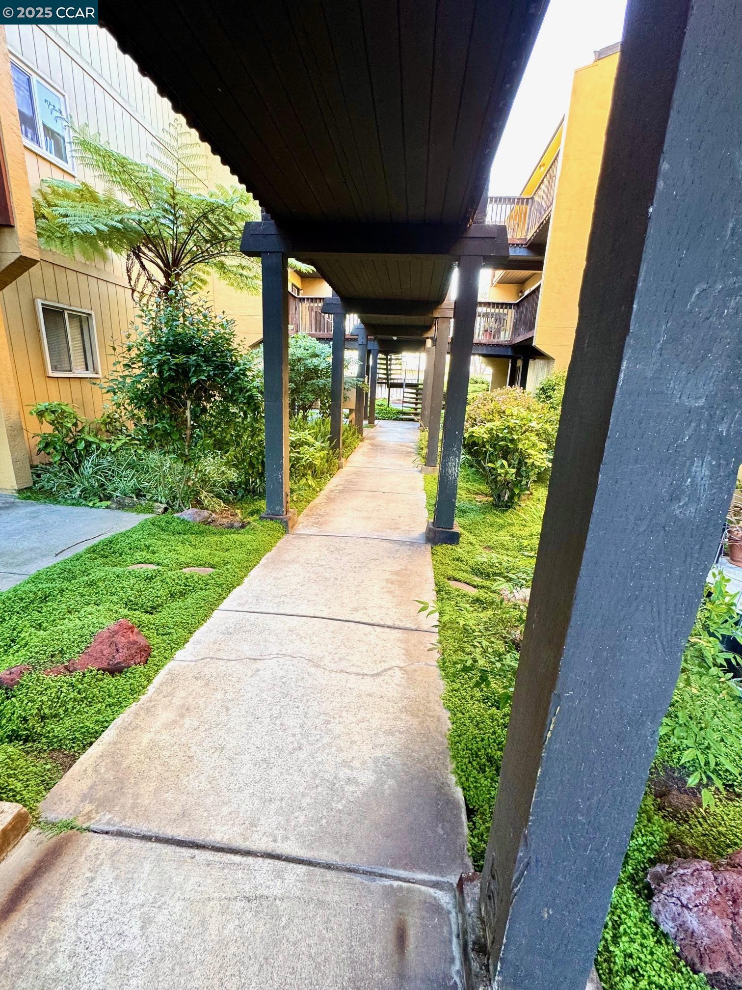 1060 Oak Grove Rd # 25