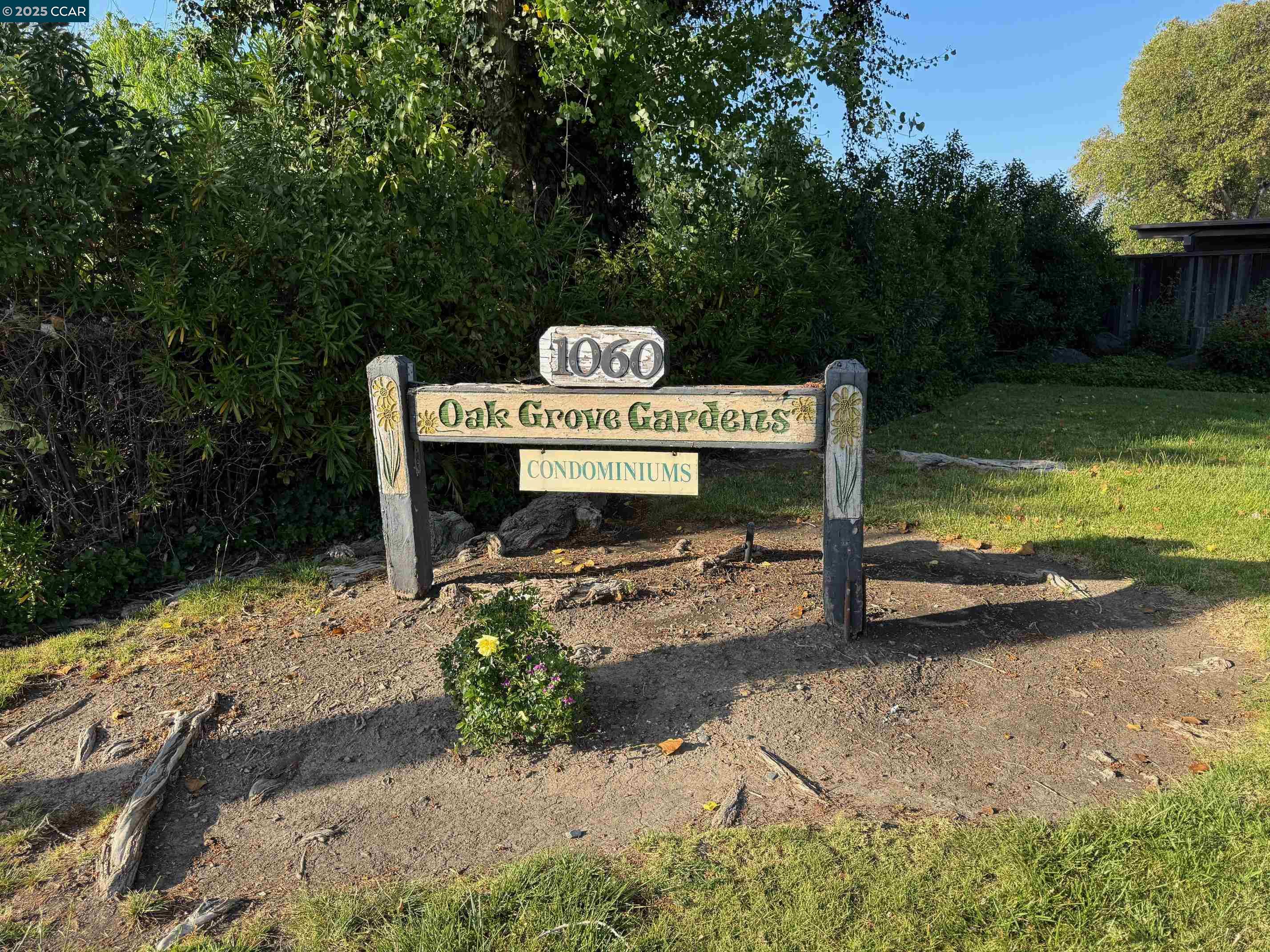 1060 Oak Grove Rd # 25