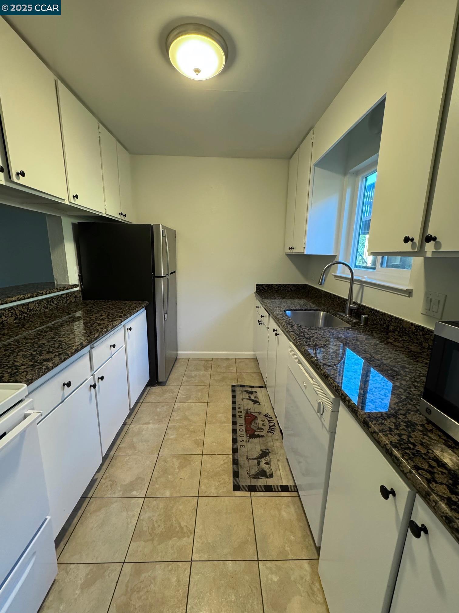 1060 Oak Grove Rd # 25