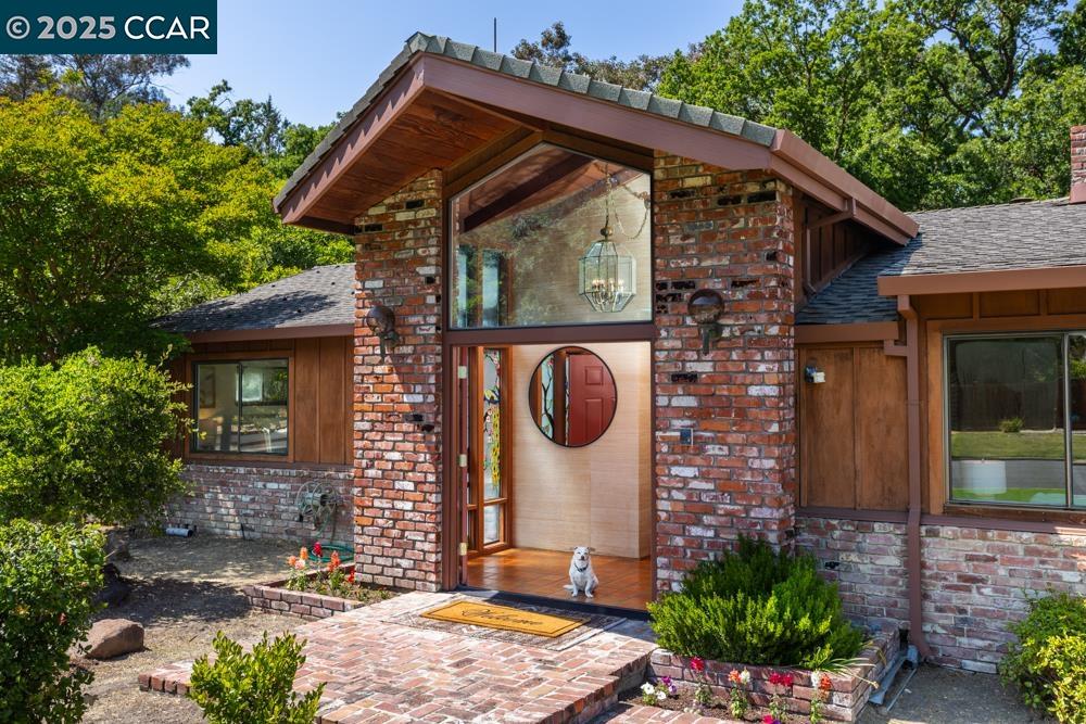 216 Castle Glen Rd