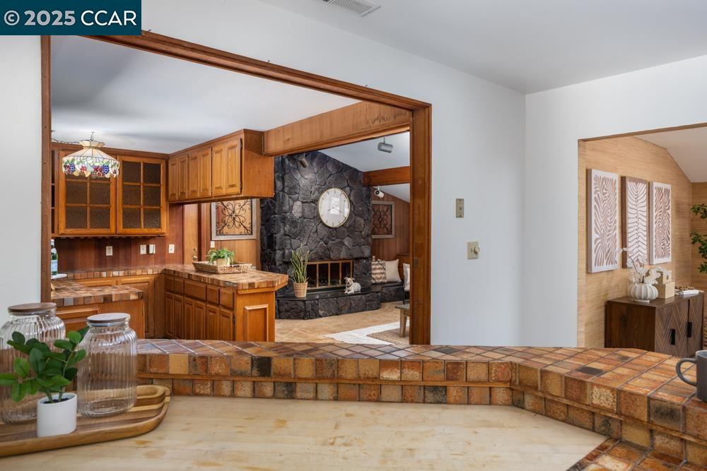 216 Castle Glen Rd