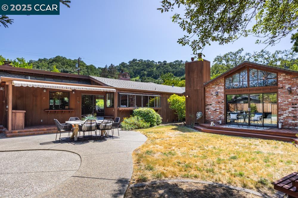 216 Castle Glen Rd
