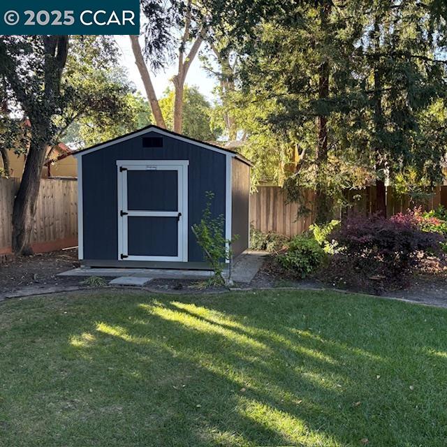 2150 Whyte Park Ave