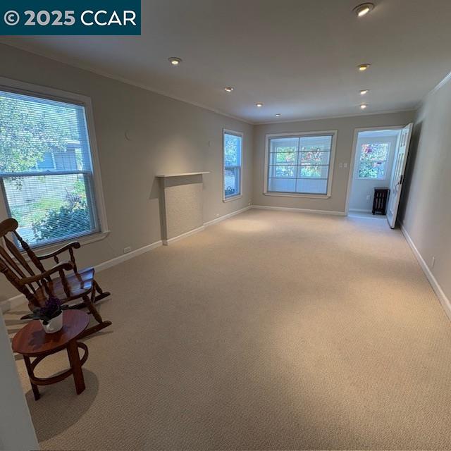 2150 Whyte Park Ave
