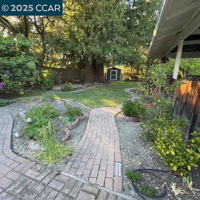 2150 Whyte Park Ave
