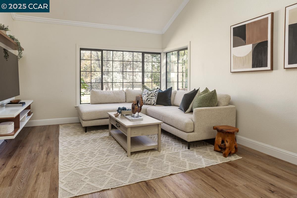 311 Valley High Dr