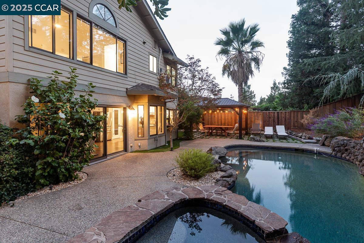 311 Valley High Dr