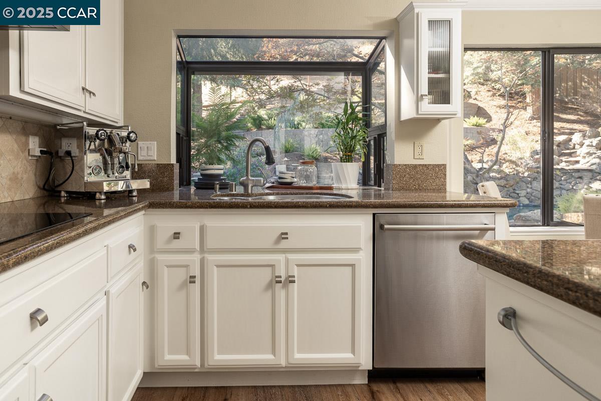 311 Valley High Dr