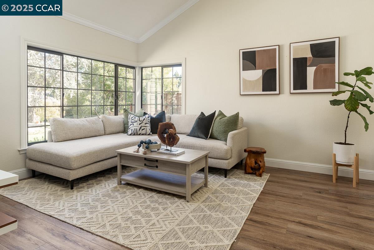 311 Valley High Dr