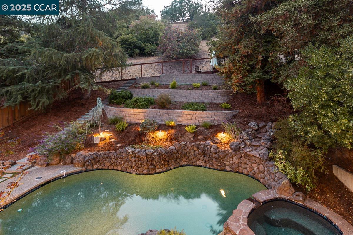 311 Valley High Dr