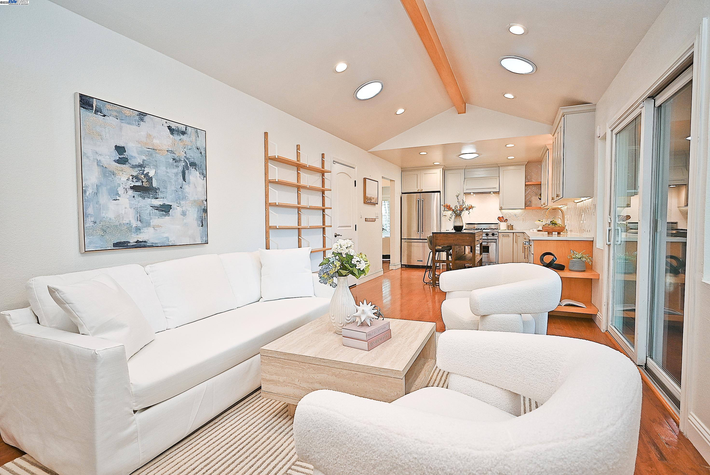 7776 Dublin Green Ct