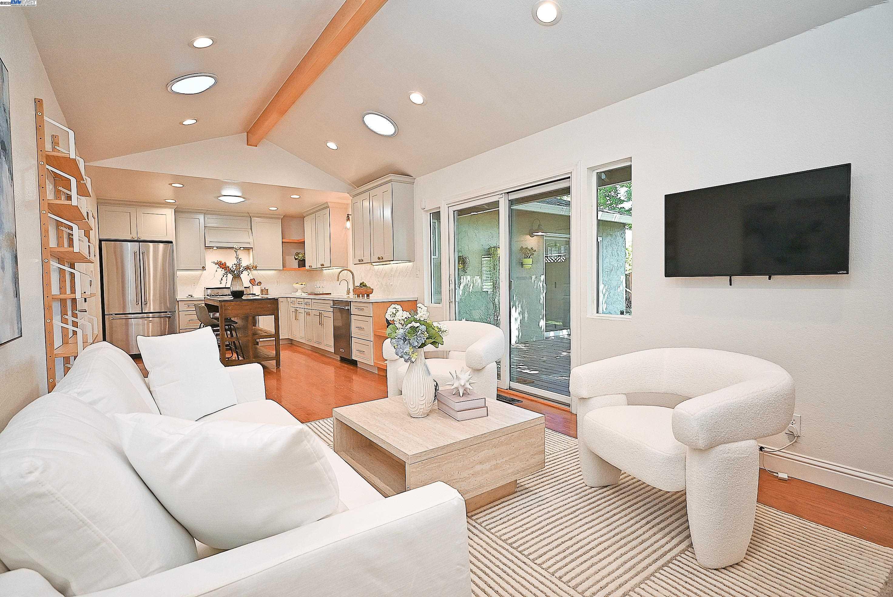 7776 Dublin Green Ct
