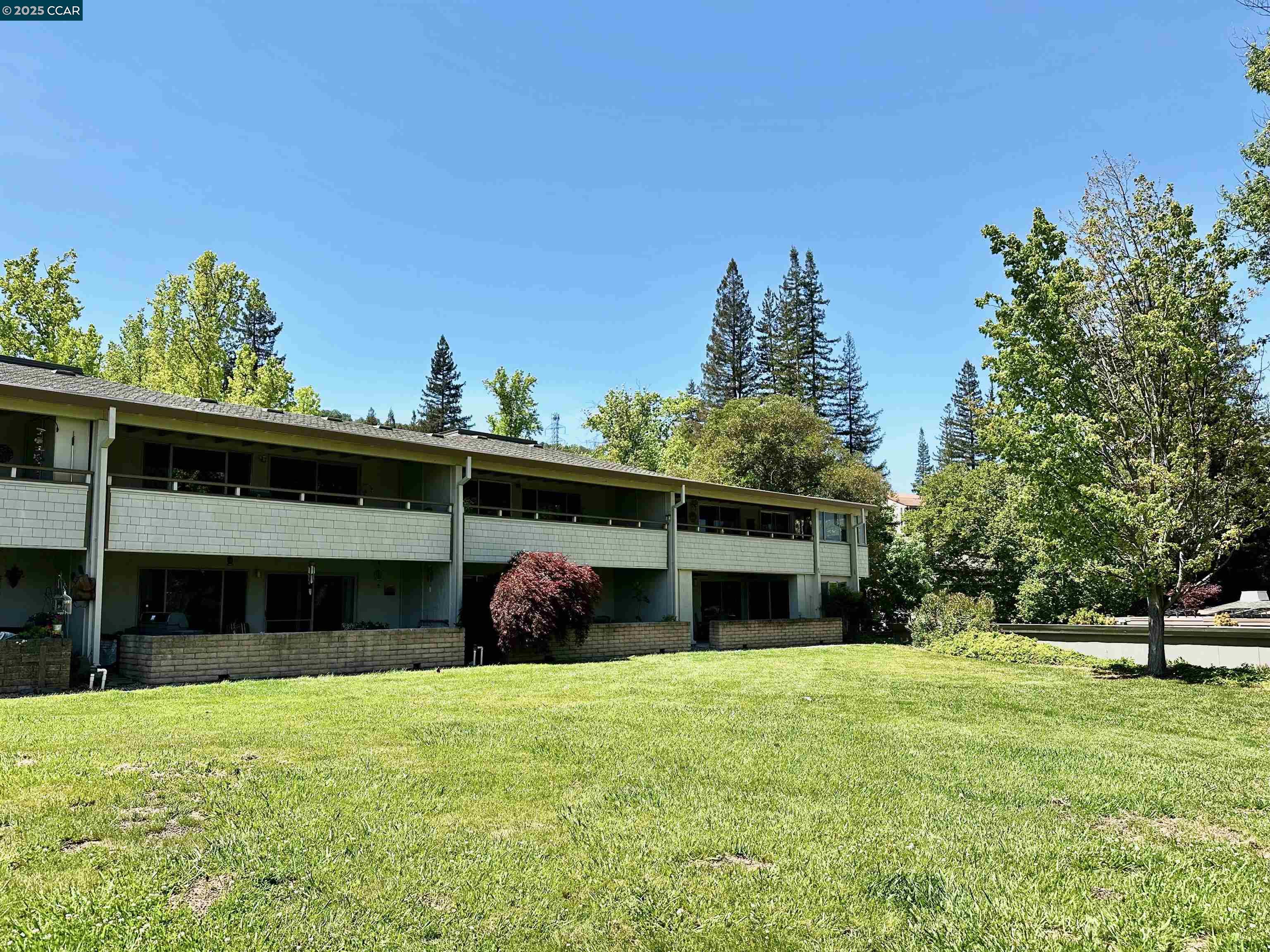 3301 Tice Creek Dr # 4