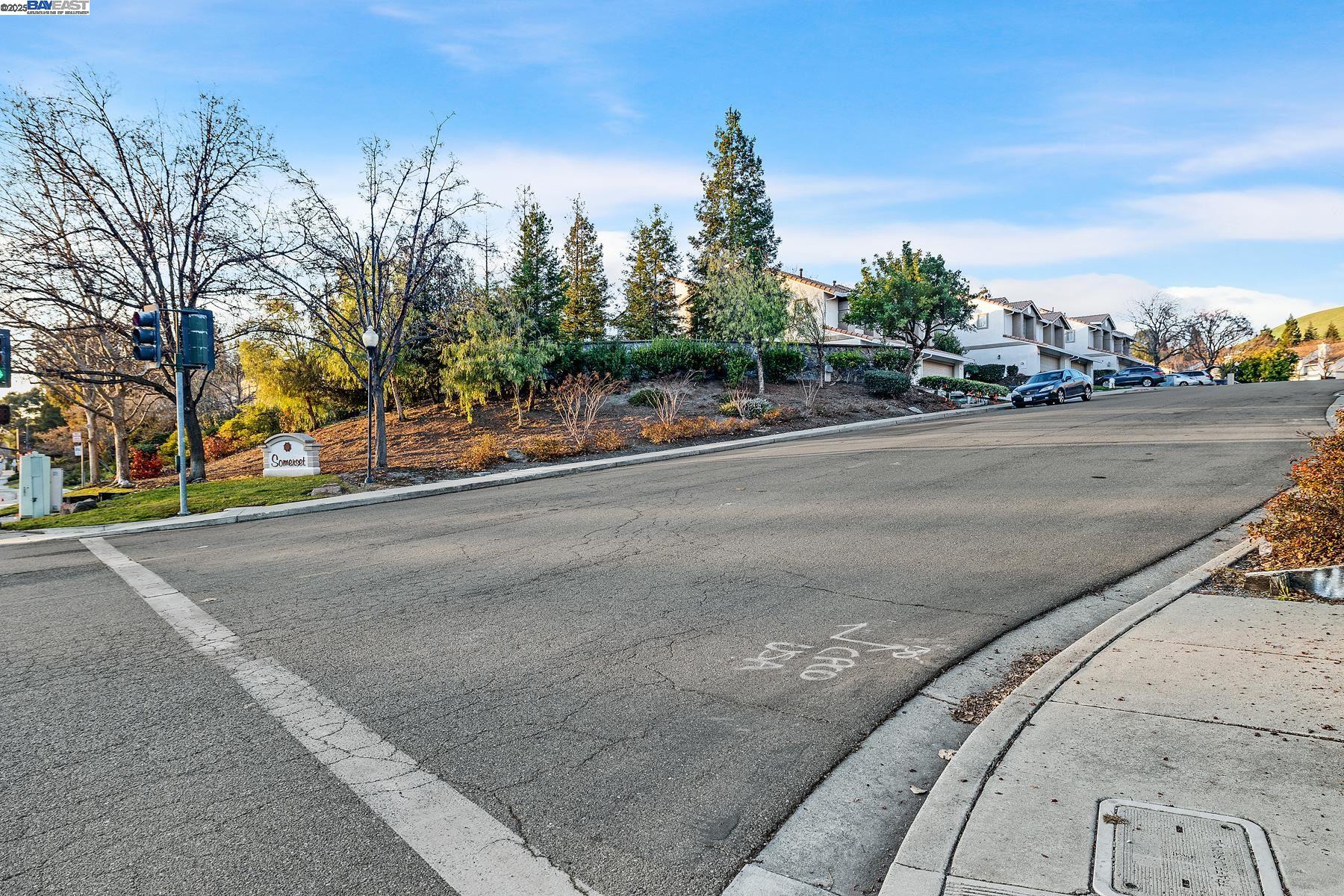226 Portola Dr