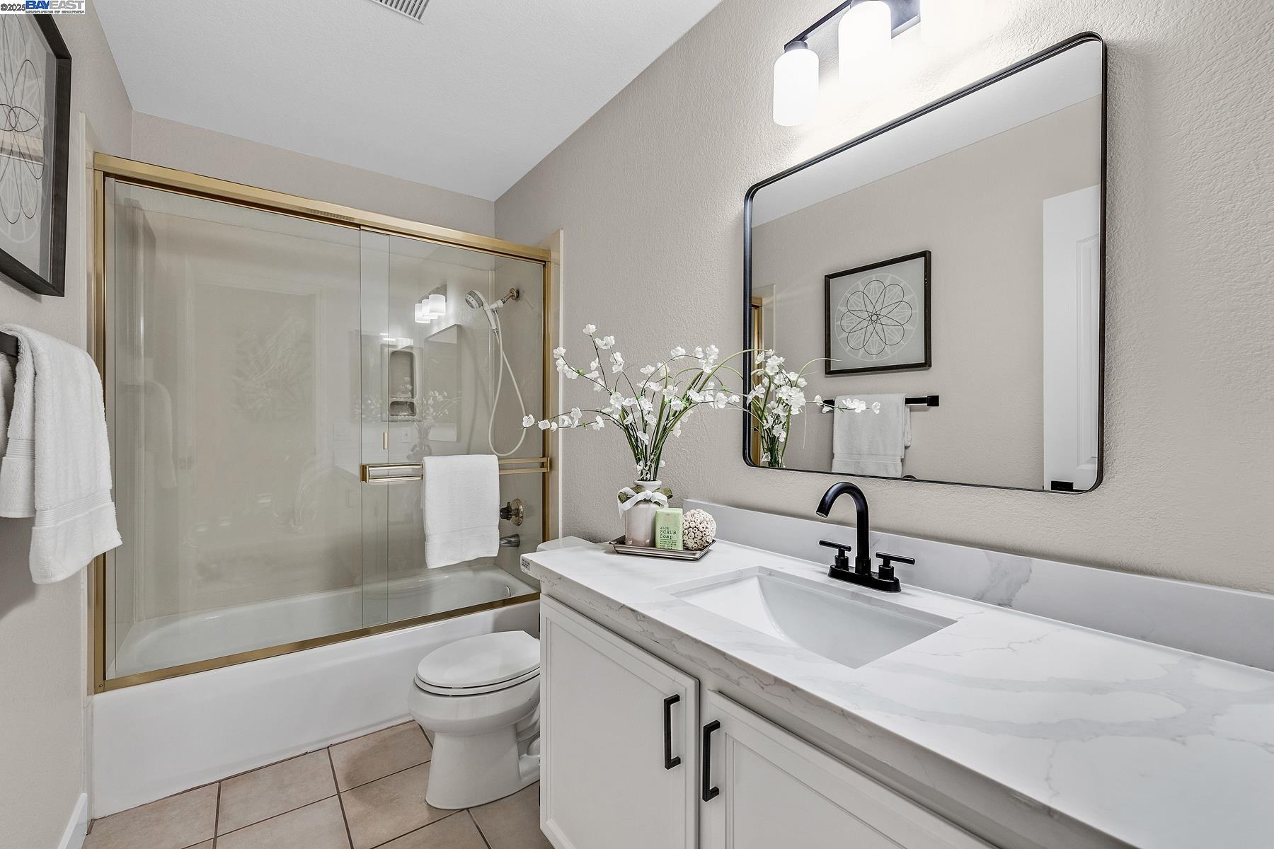226 Portola Dr
