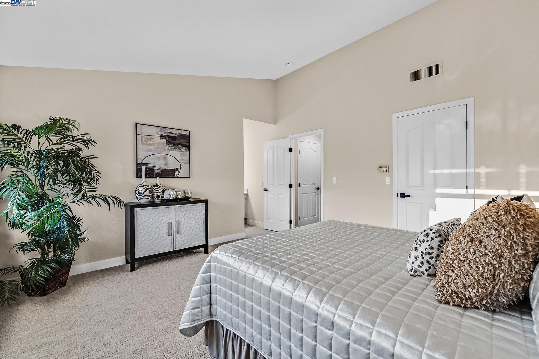 226 Portola Dr