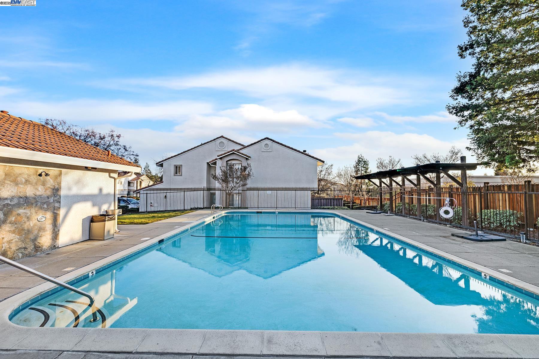 226 Portola Dr