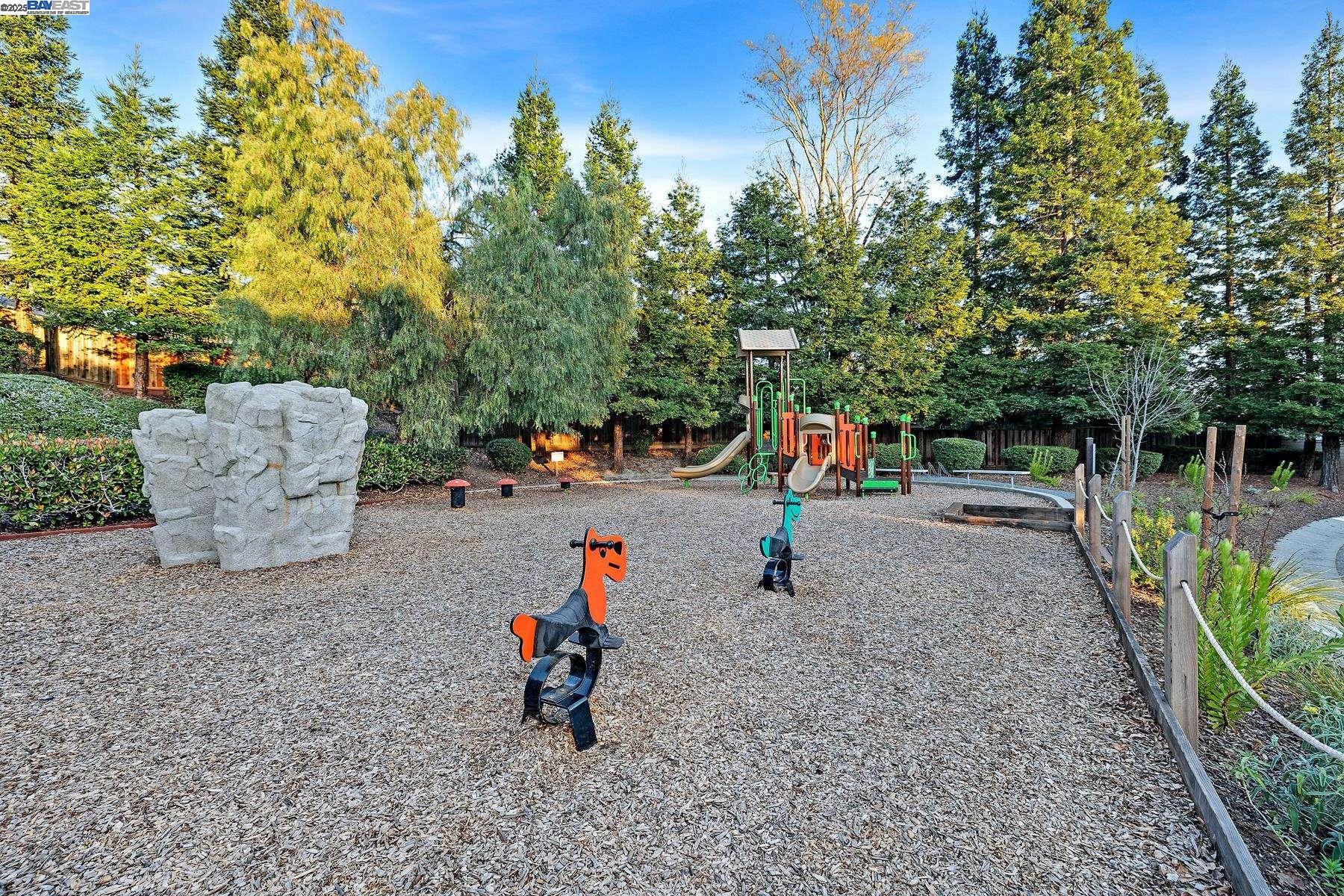 226 Portola Dr