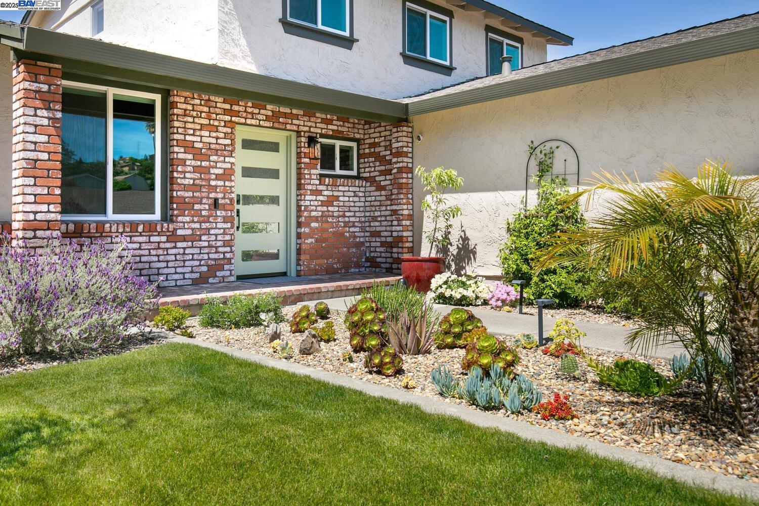 147 Stanmore Circle