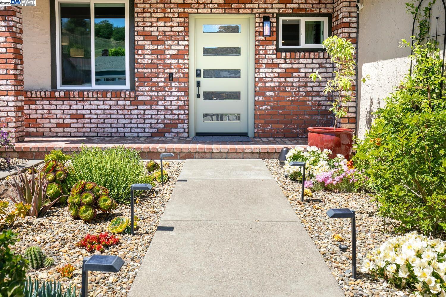 147 Stanmore Circle