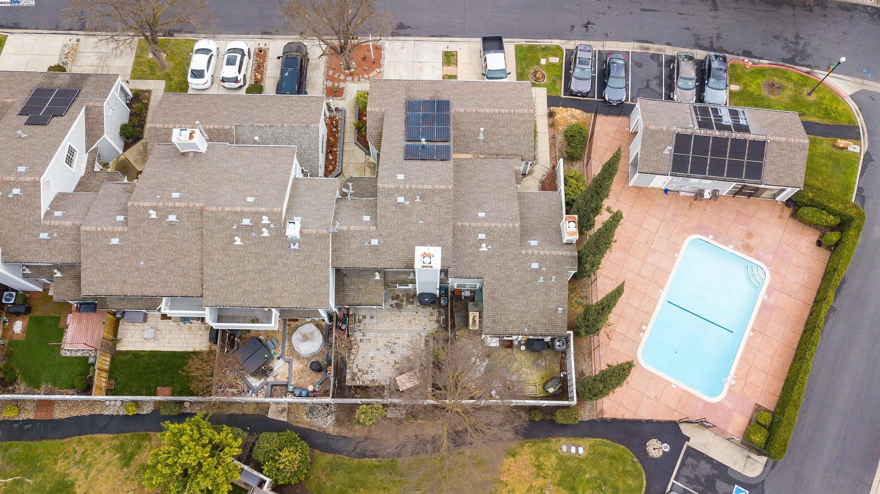 4746 APPLE TREE COMMON