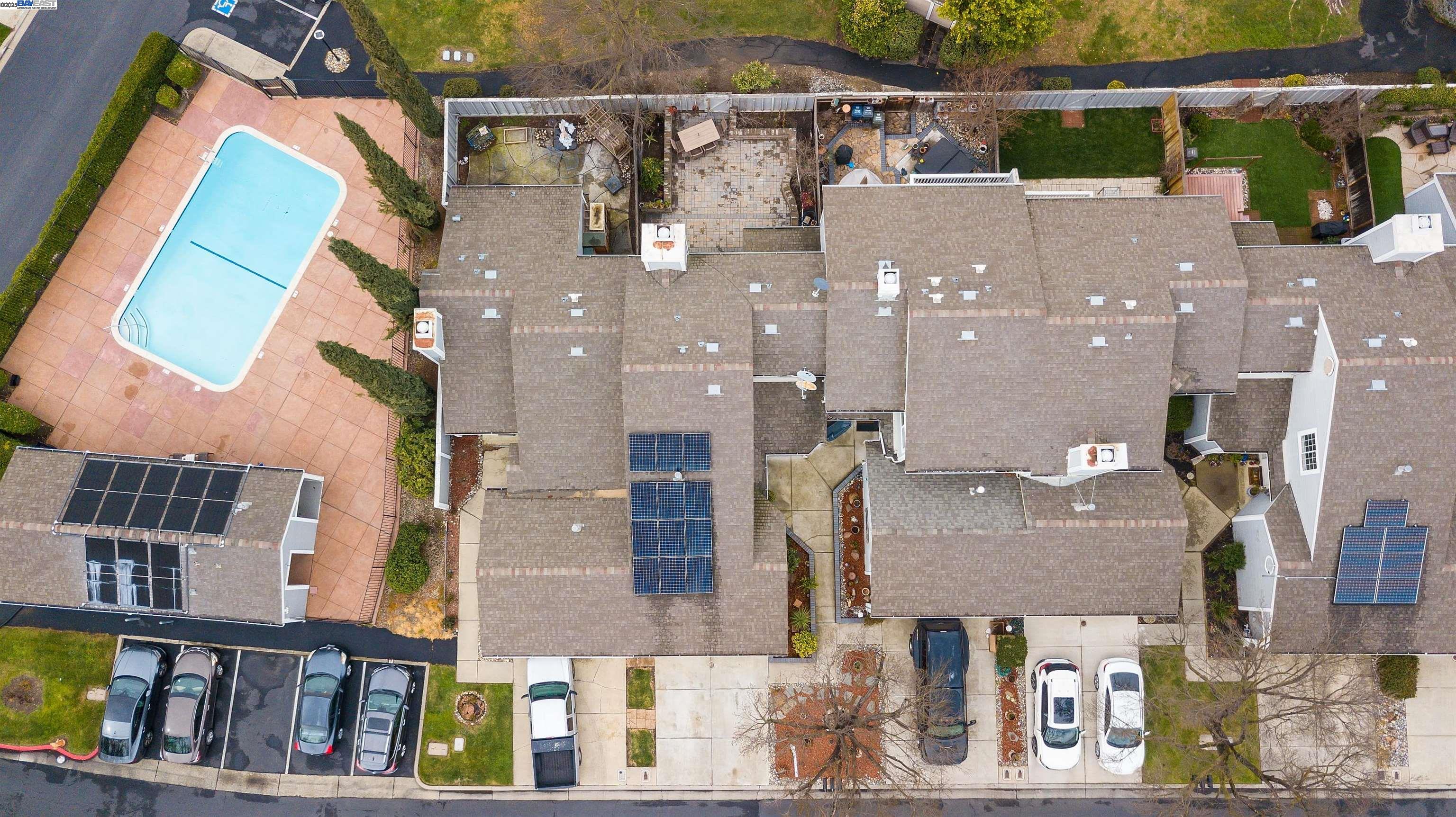 4746 APPLE TREE COMMON