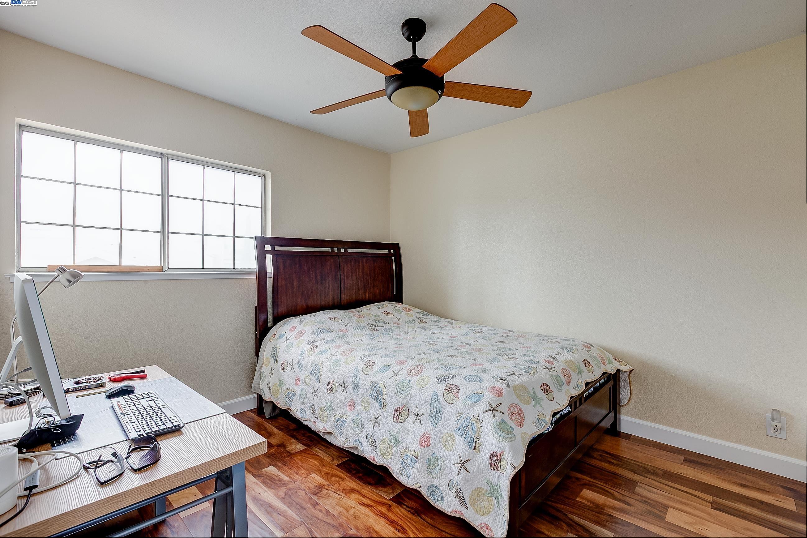 4746 APPLE TREE COMMON