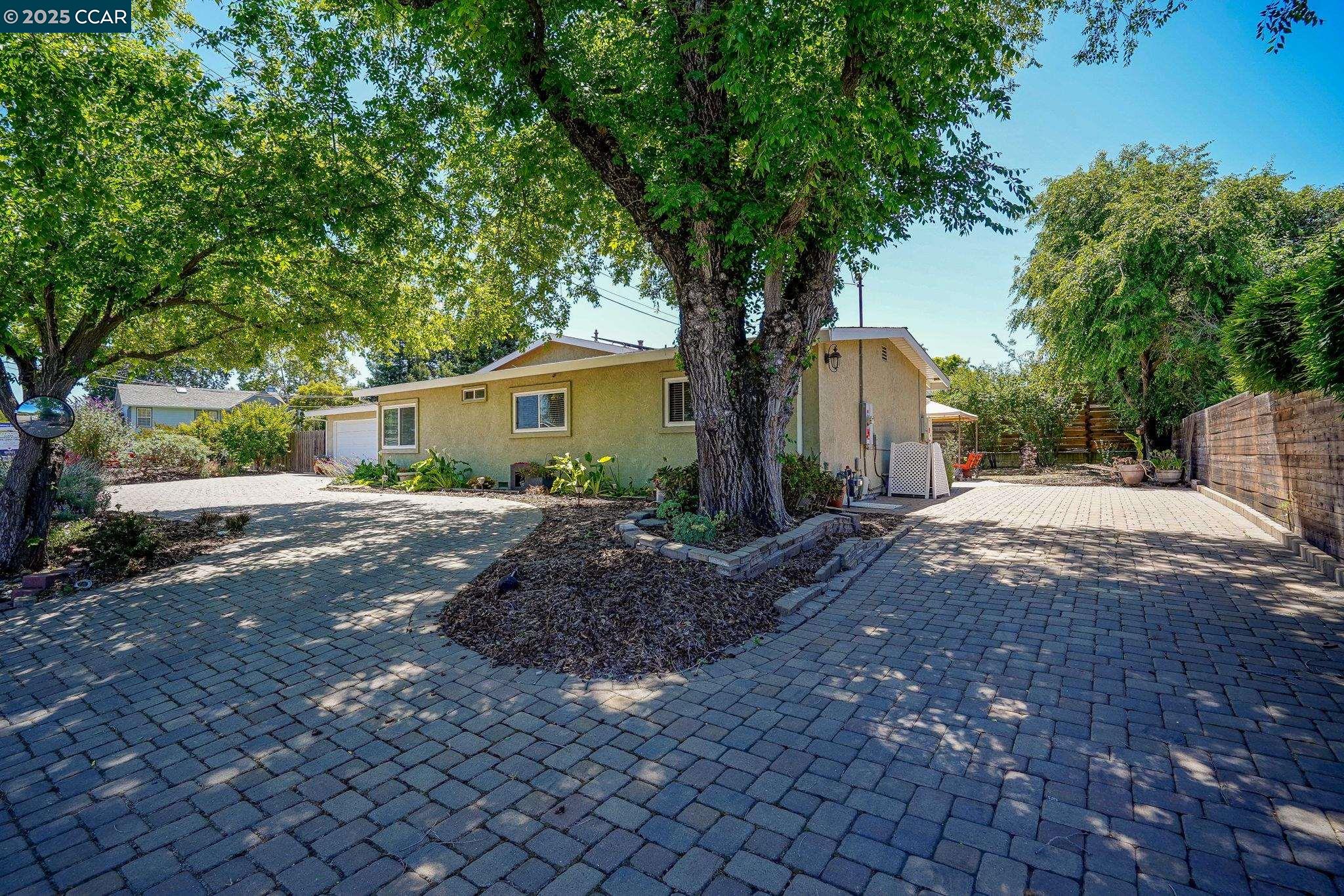 1801 San Luis Rd
