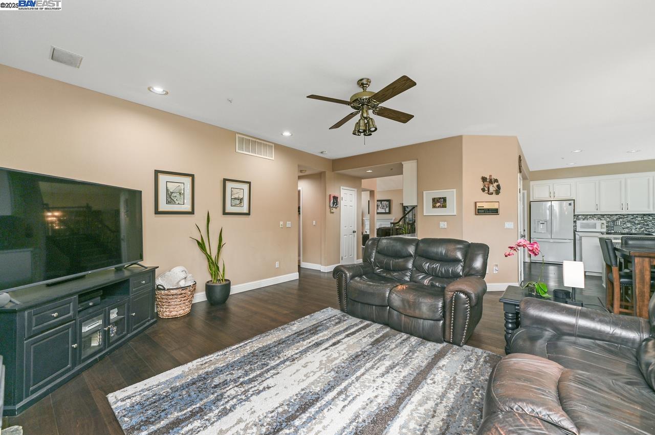 447 Sheridan Circle