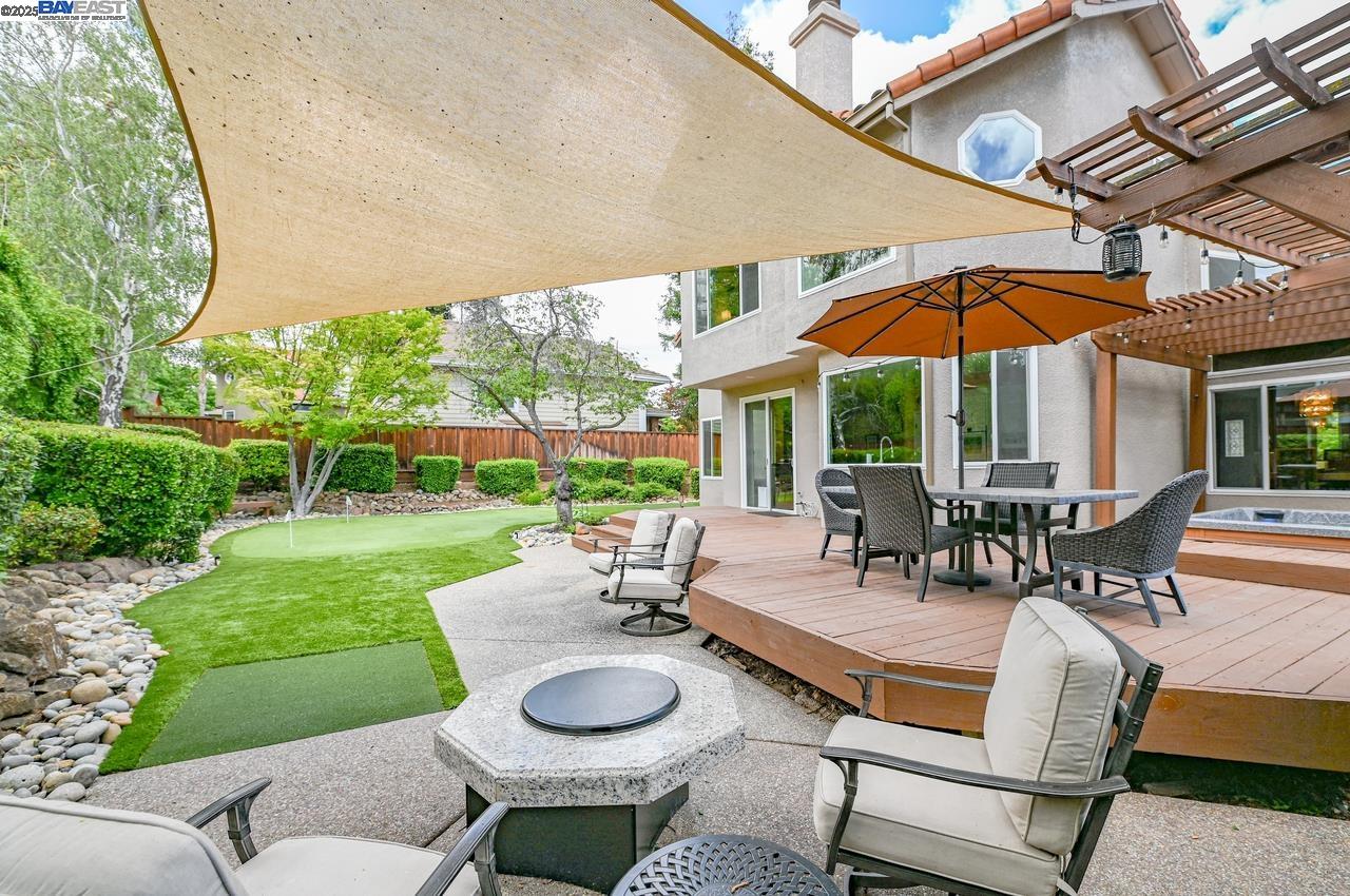 447 Sheridan Circle