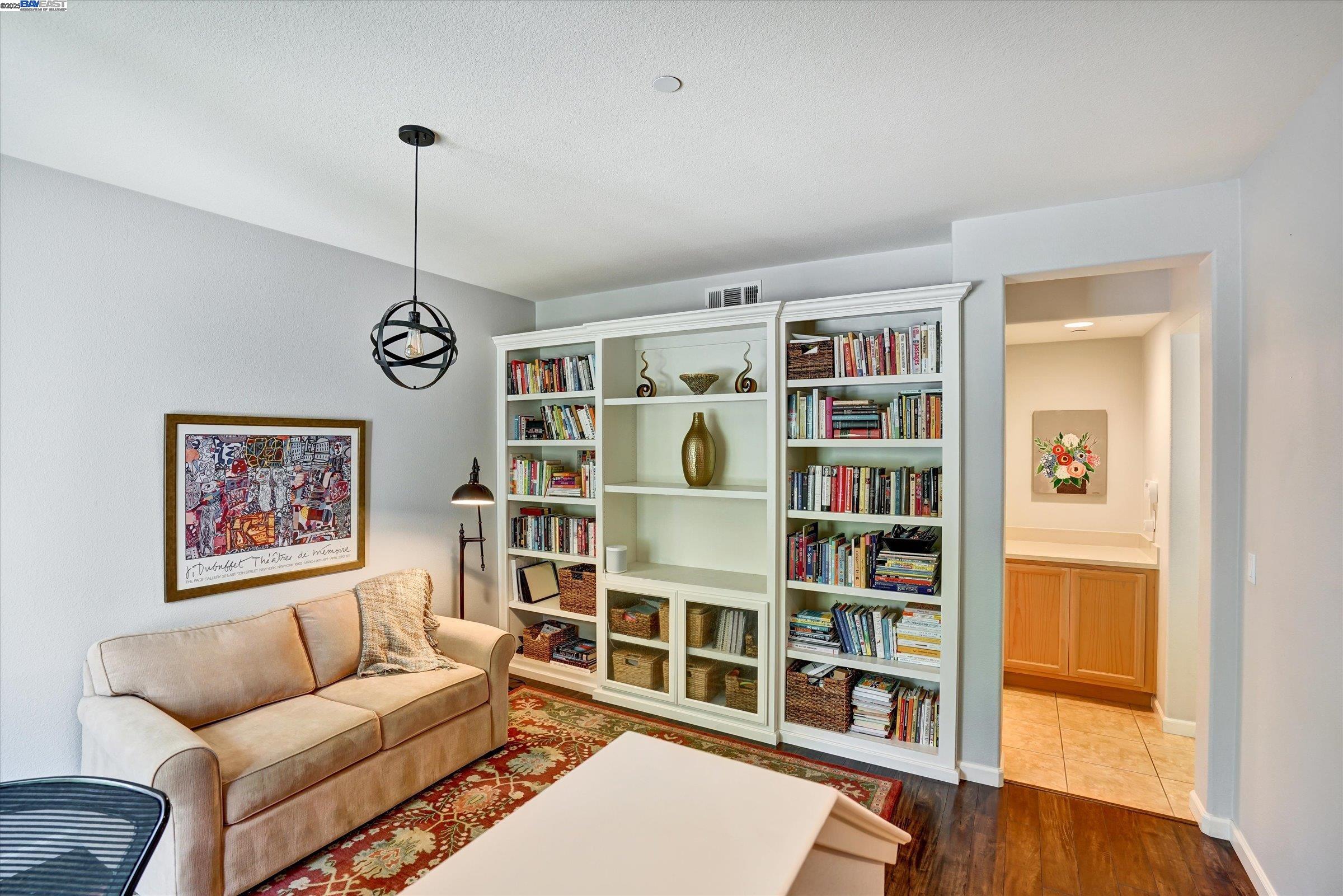 140 Selby Ln # 4