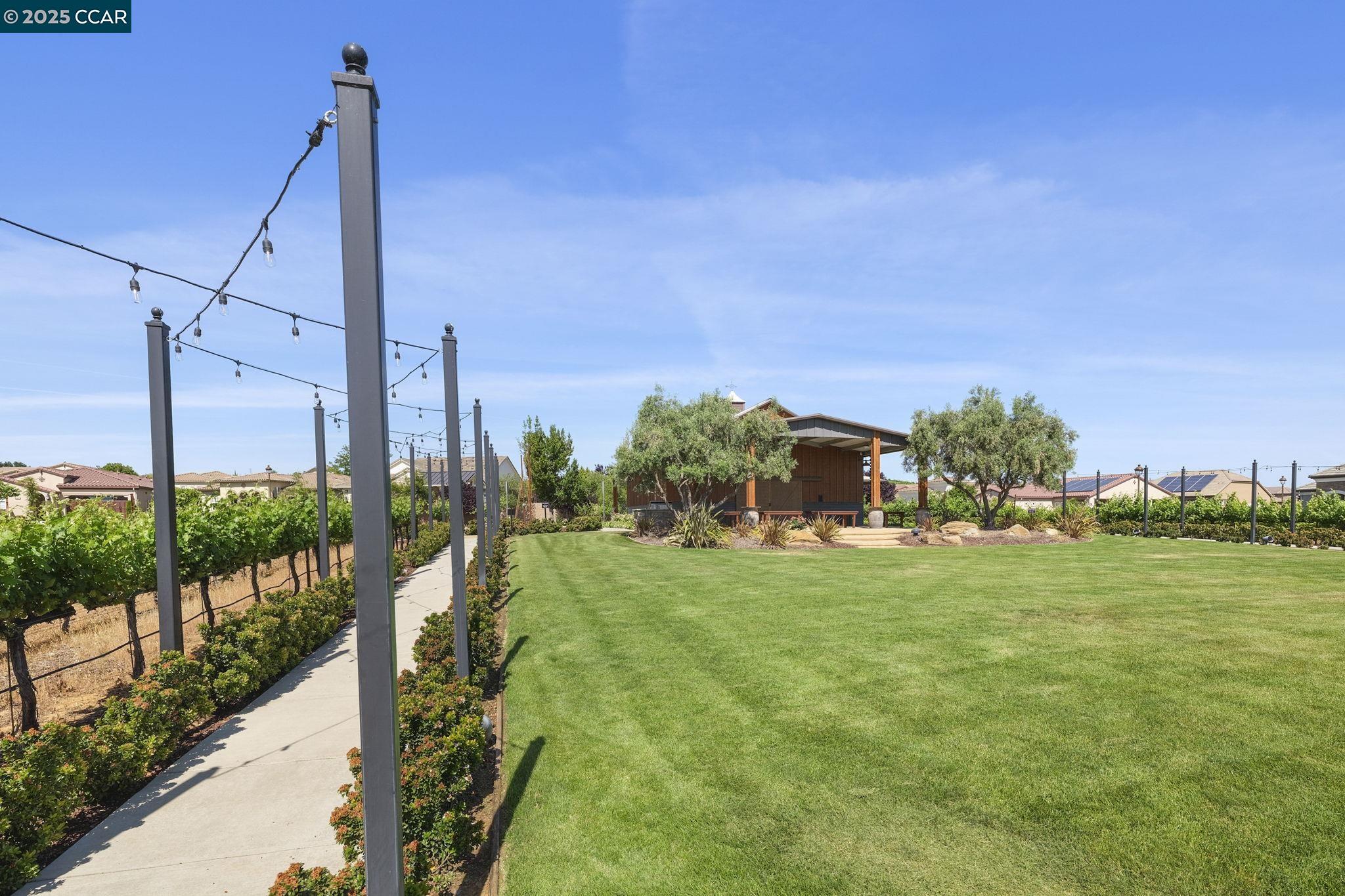 1644 Chianti Ln
