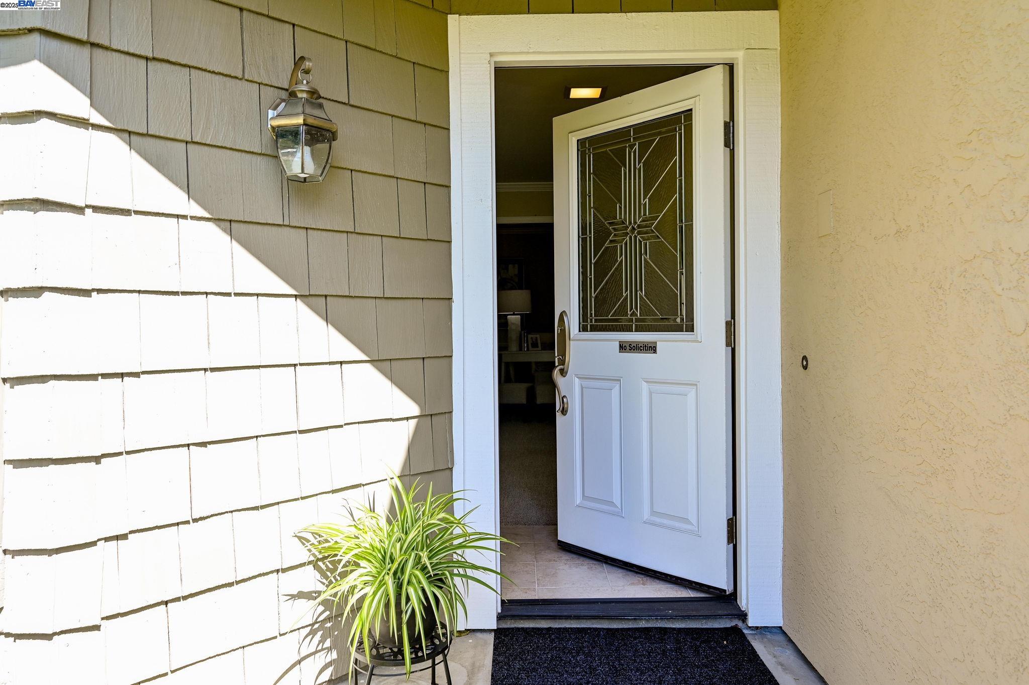 4002 Rennellwood Way