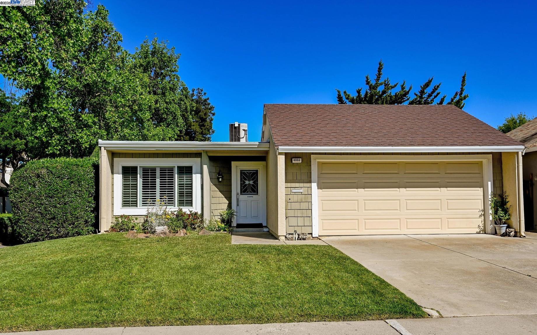 4002 Rennellwood Way