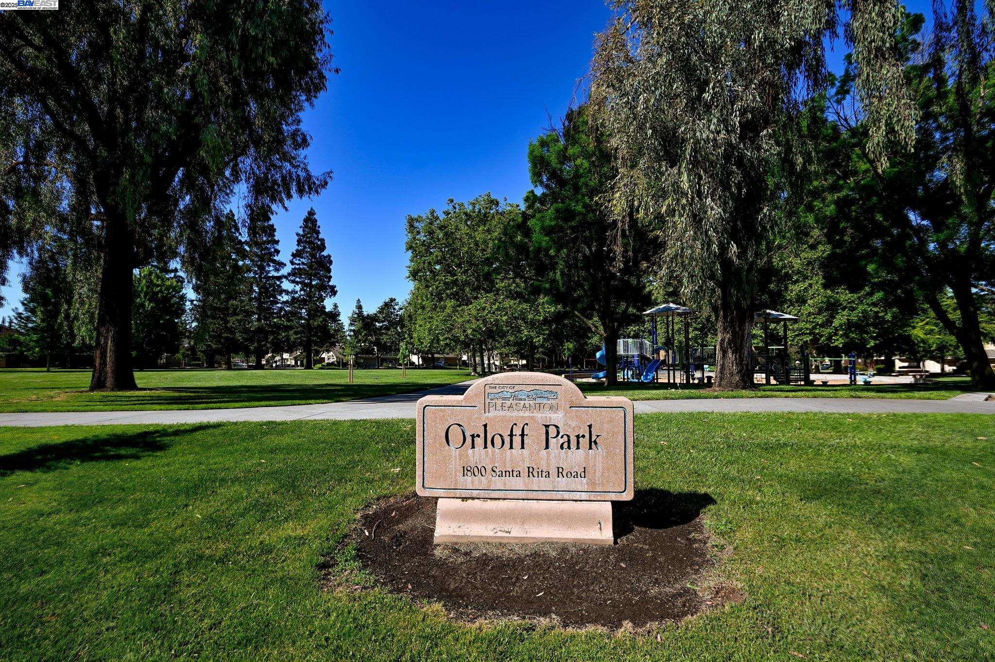 4002 Rennellwood Way