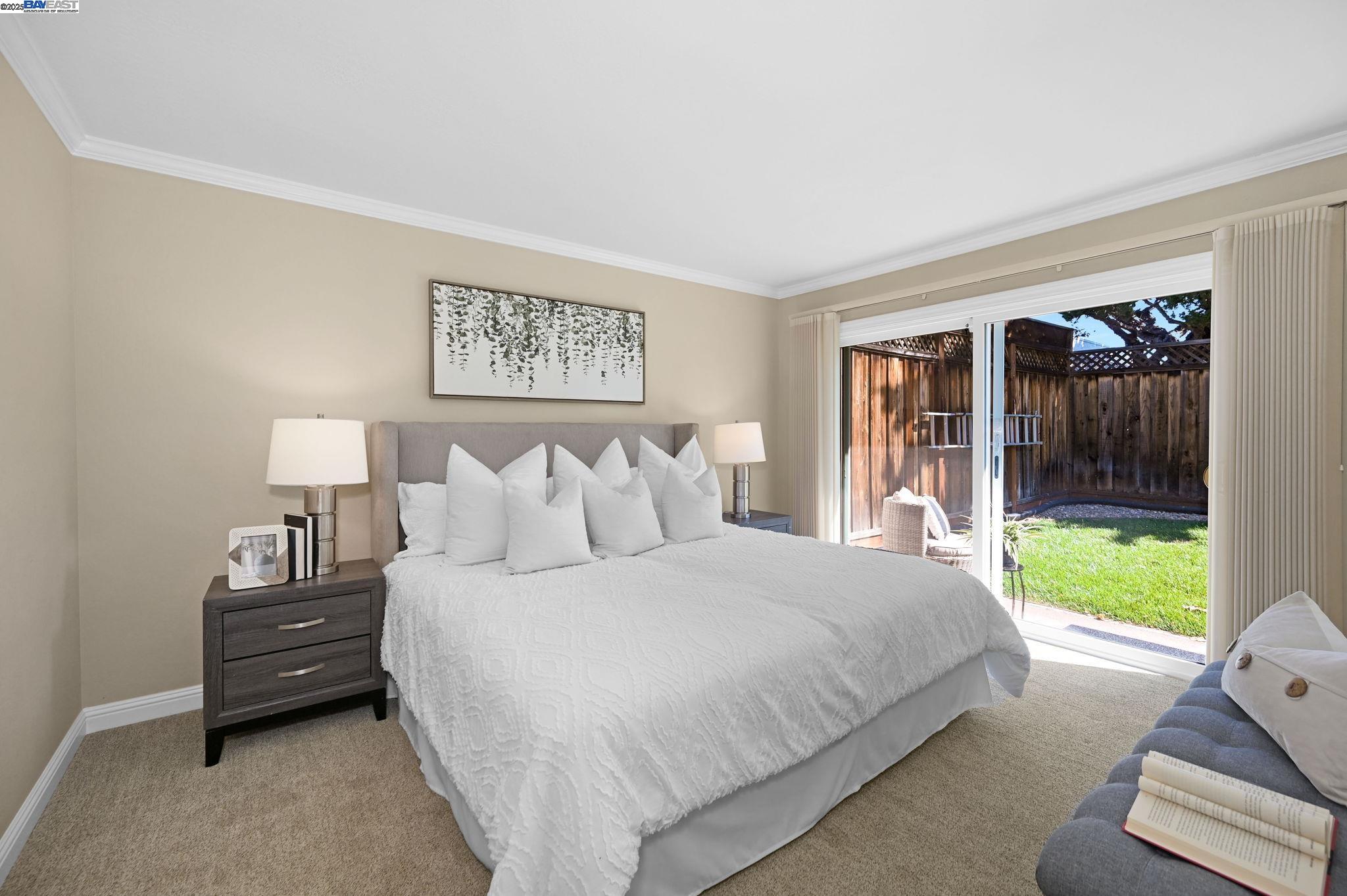 4002 Rennellwood Way