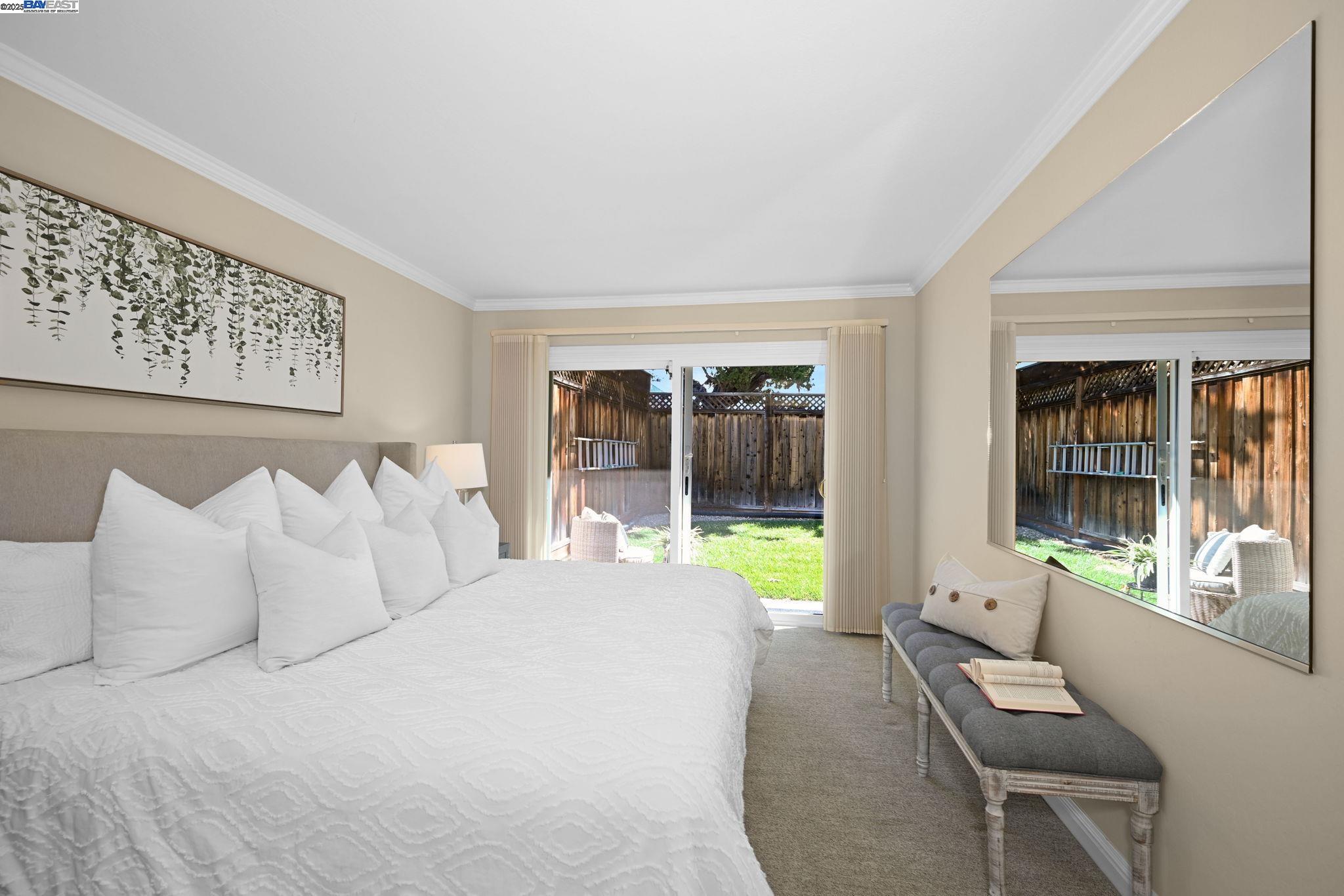 4002 Rennellwood Way