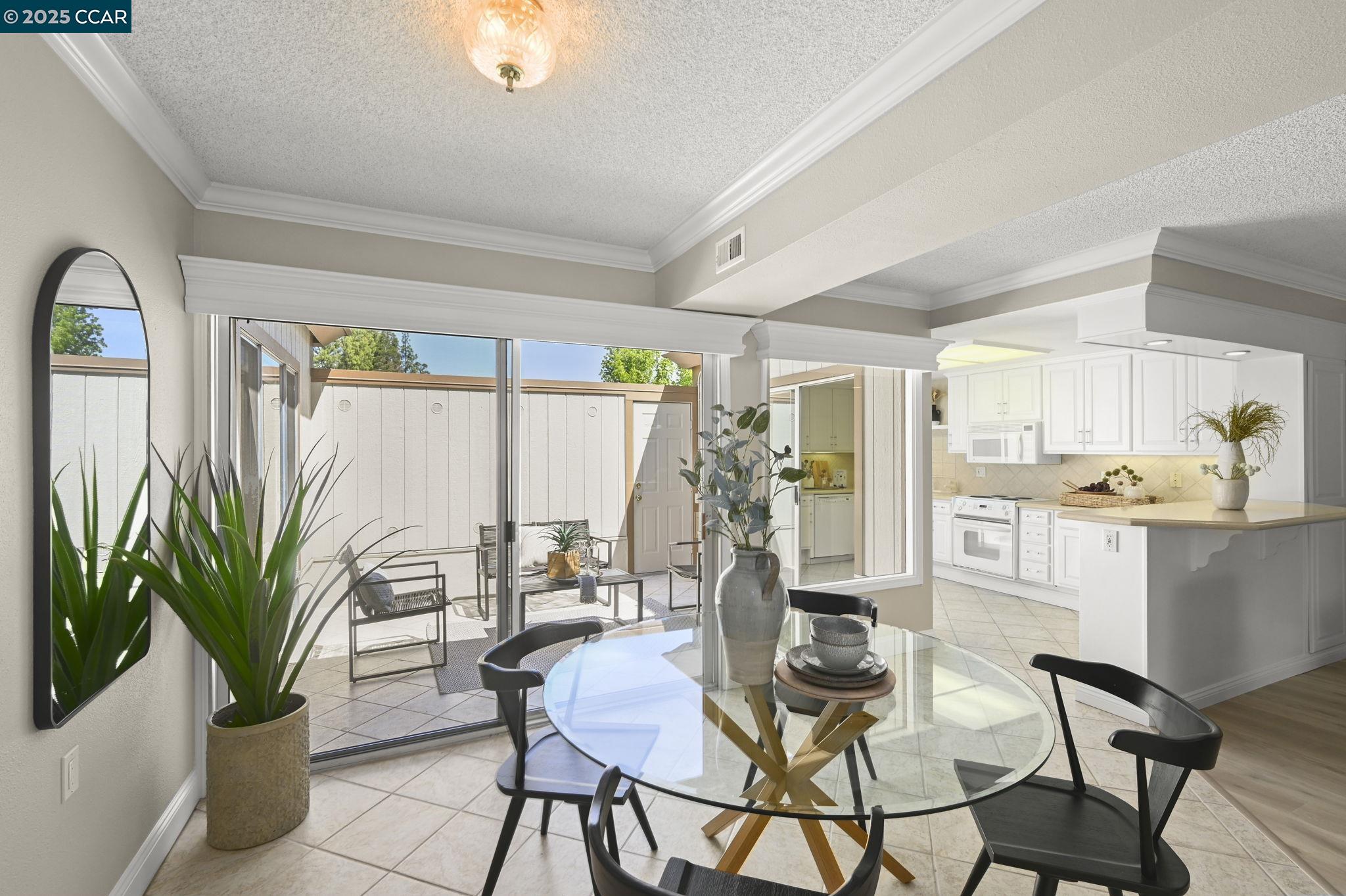 2516 Tice Creek Dr # 2 Unit: #2