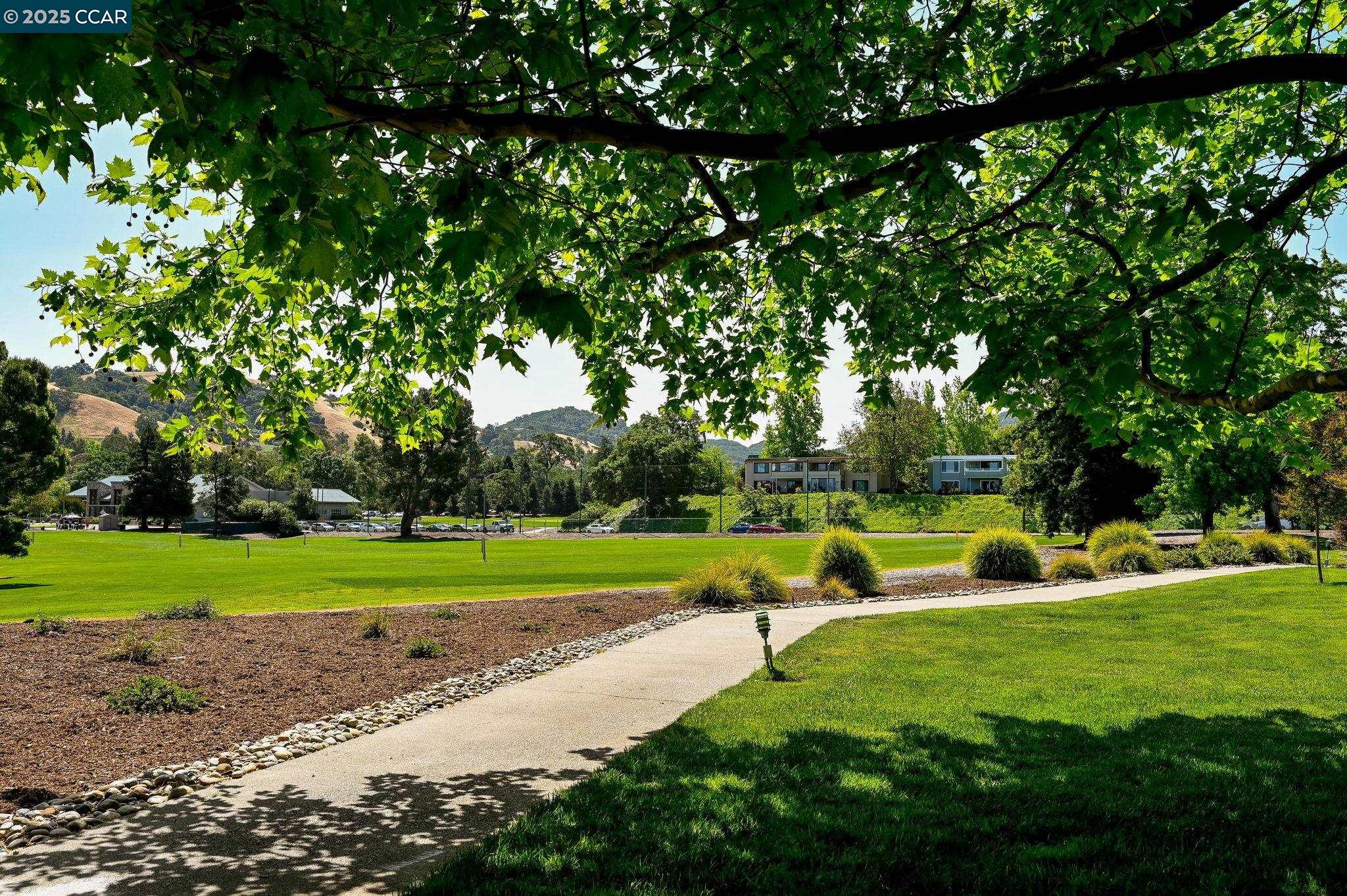 2516 Tice Creek Dr # 2 Unit: #2