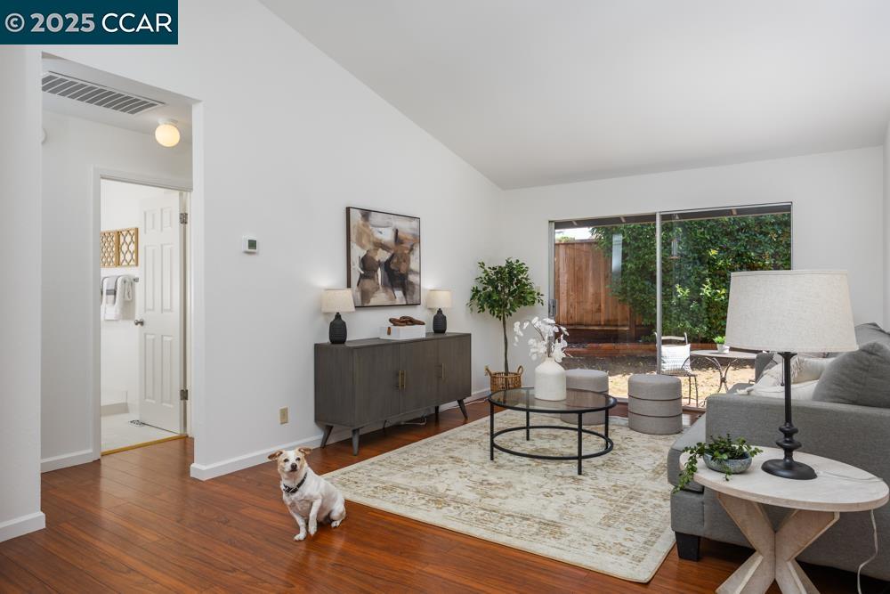 5524 Guadalupe Ct