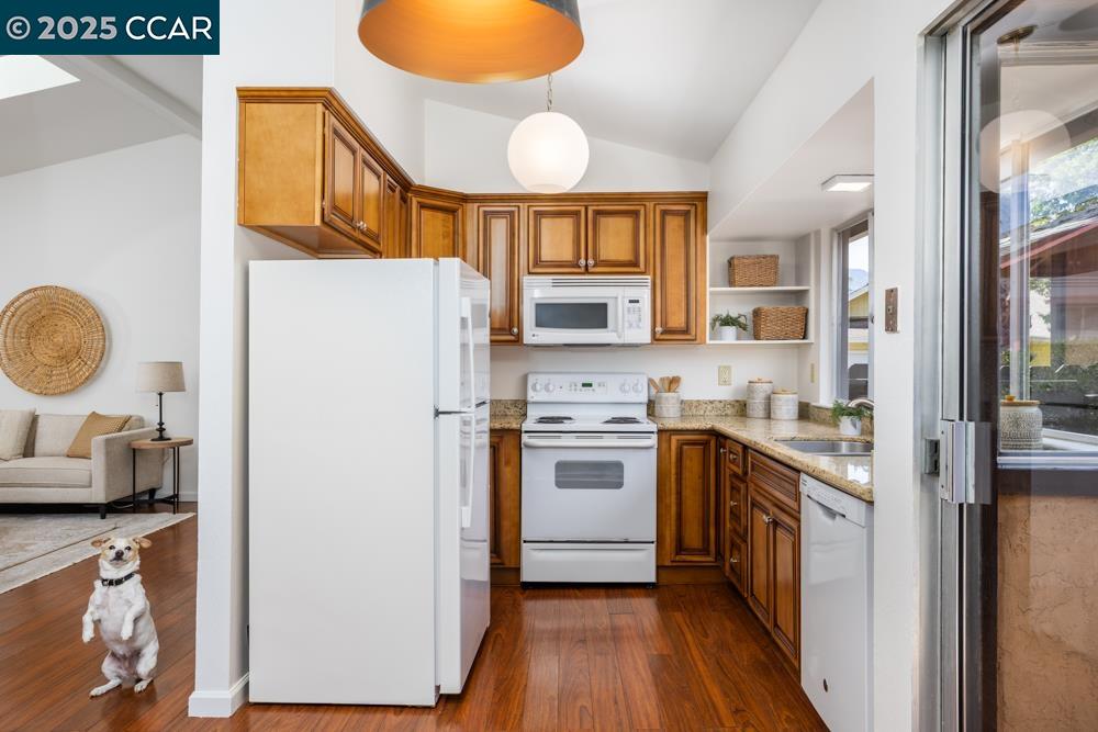 5524 Guadalupe Ct