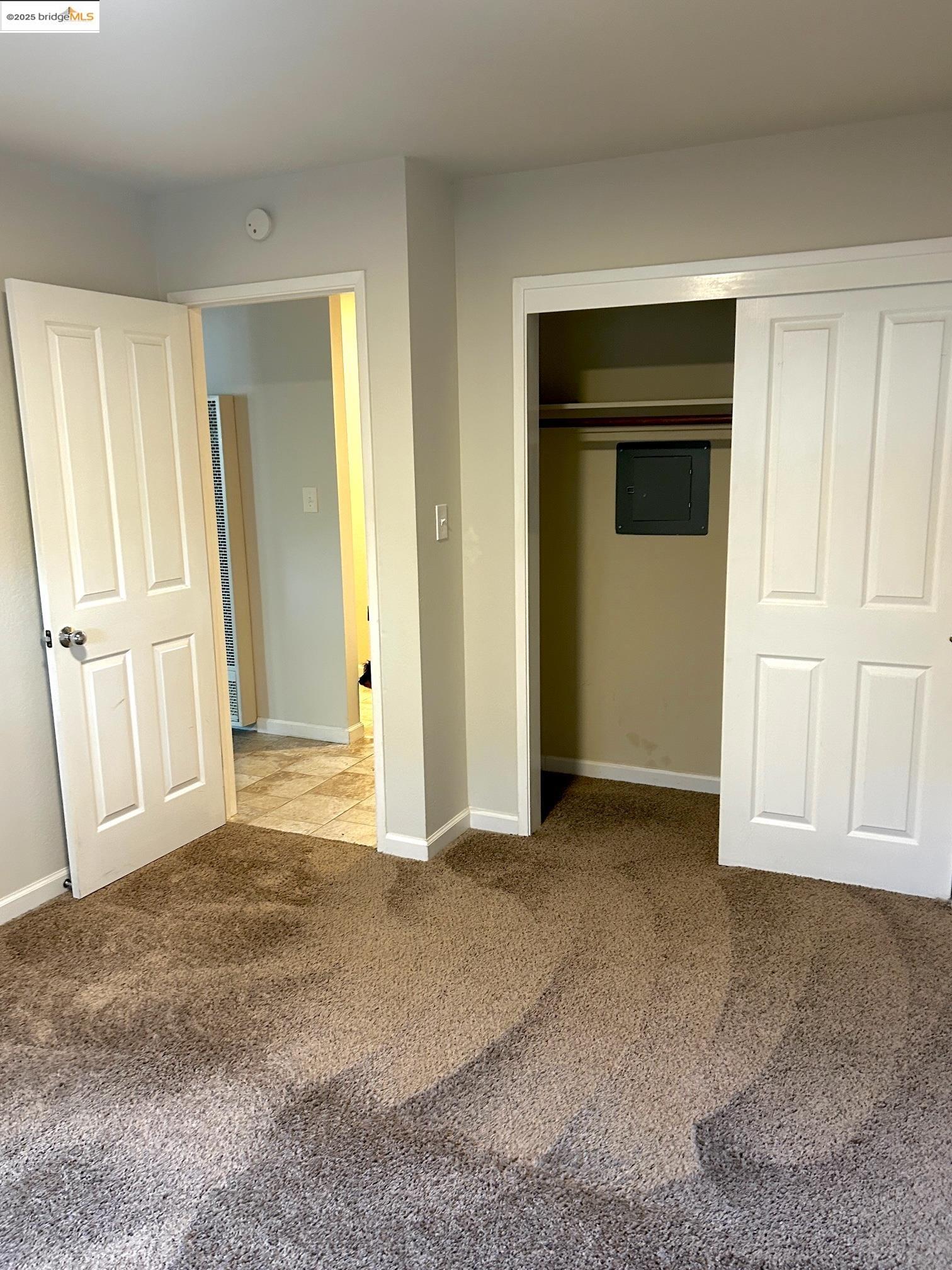 1345 Elm St