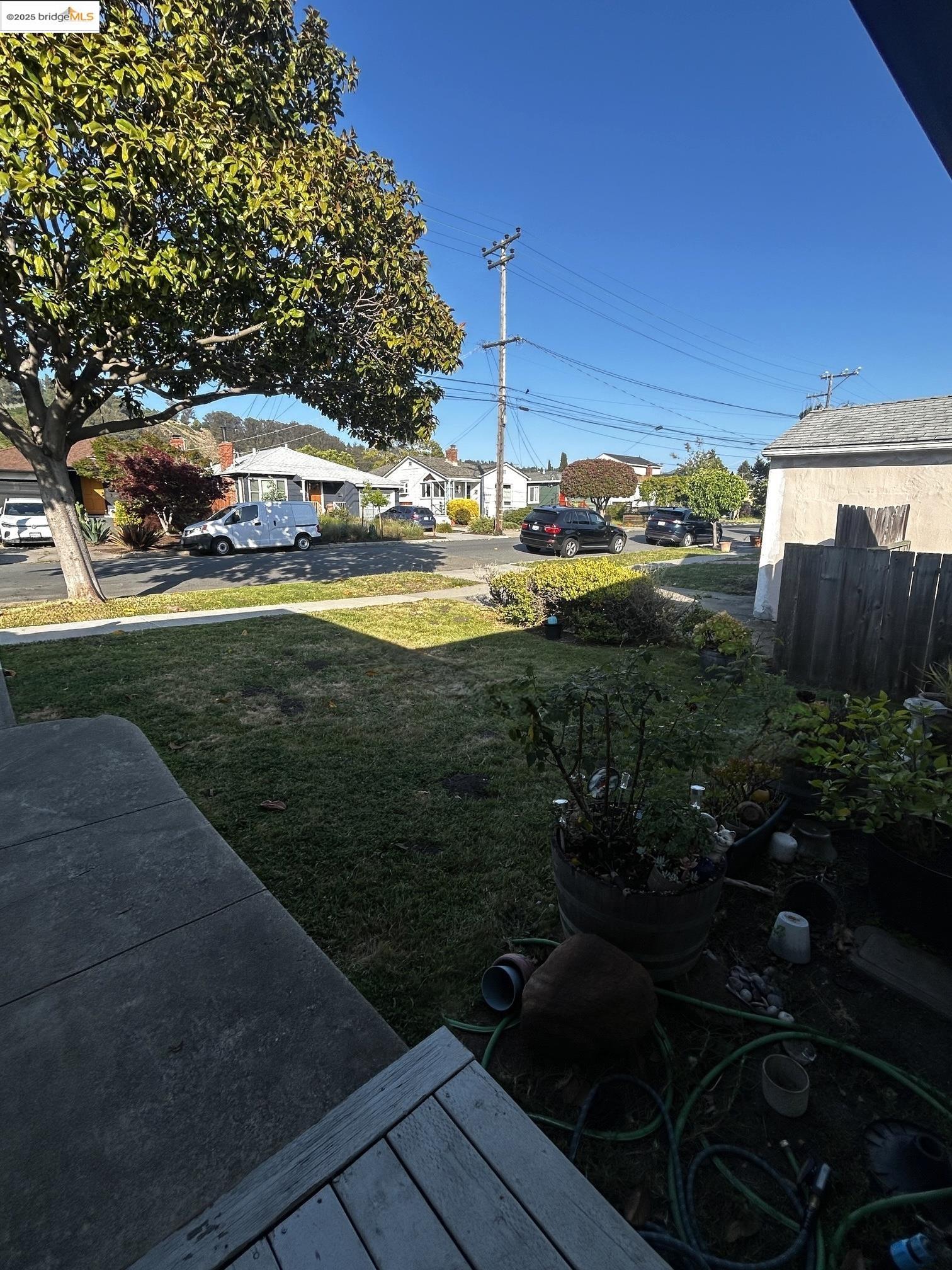 1345 Elm St