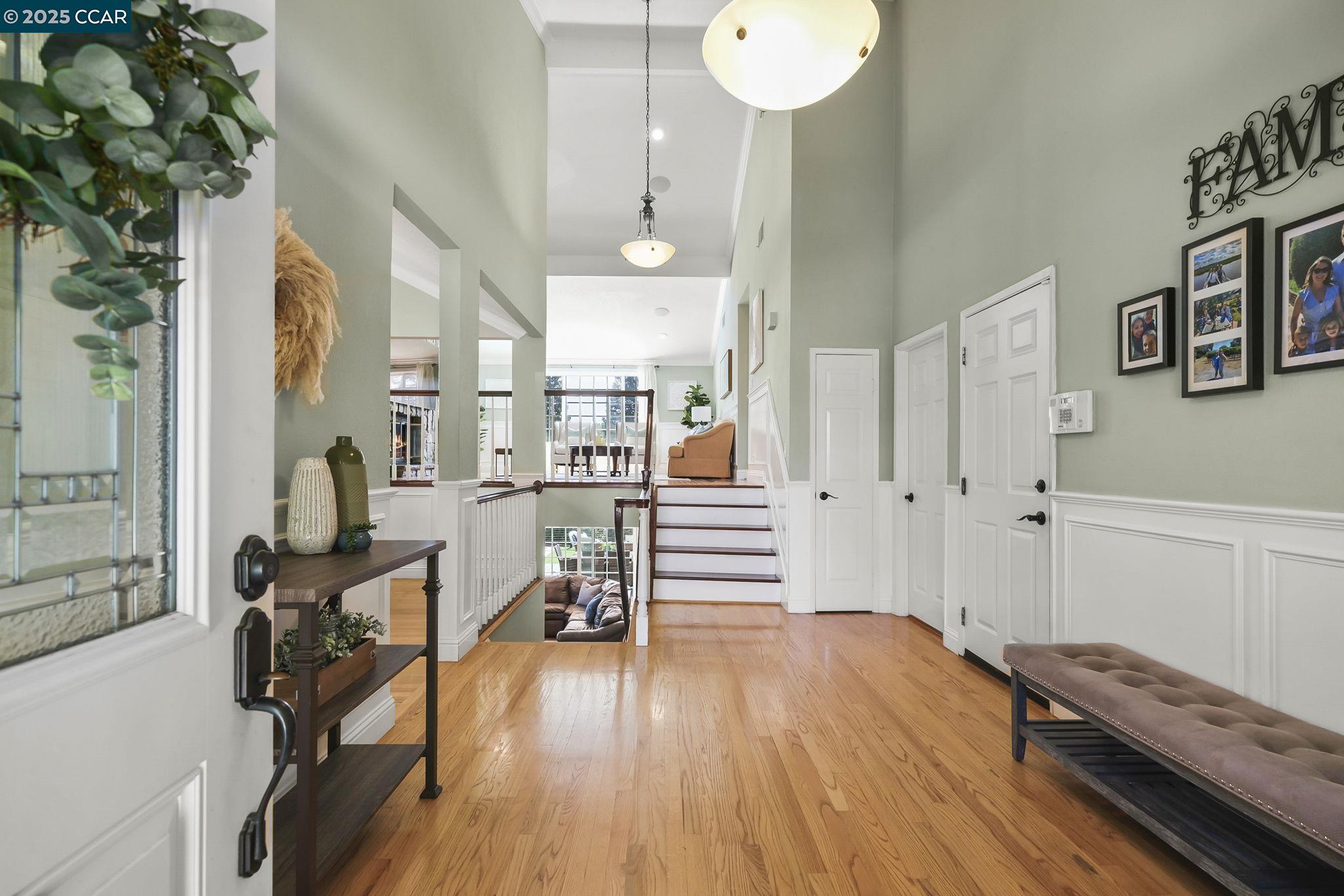 215 Arthur