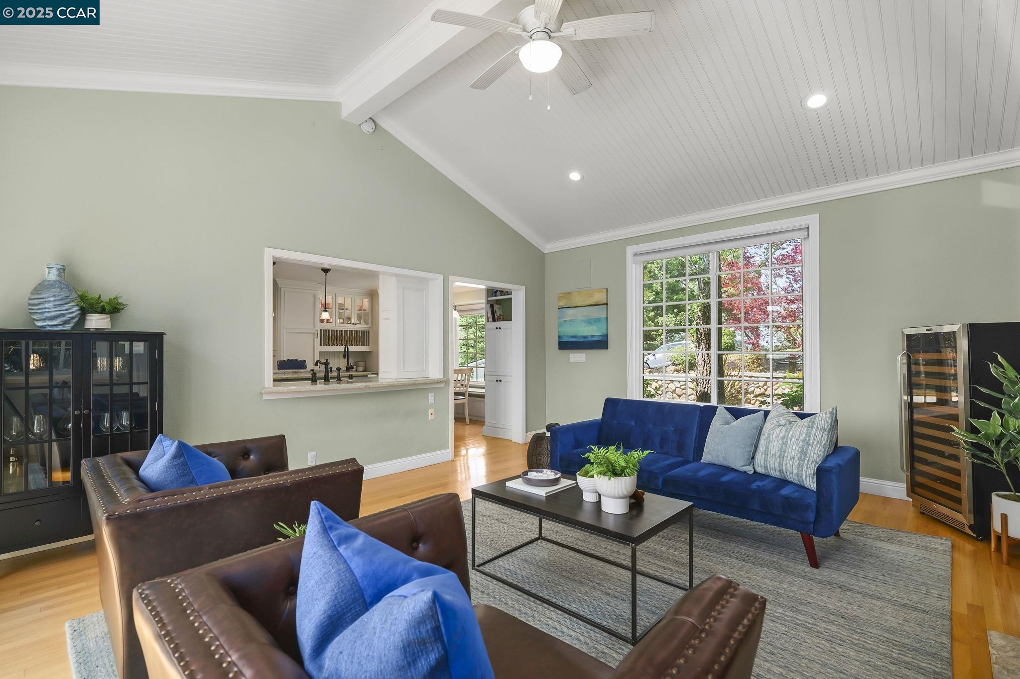 215 Arthur