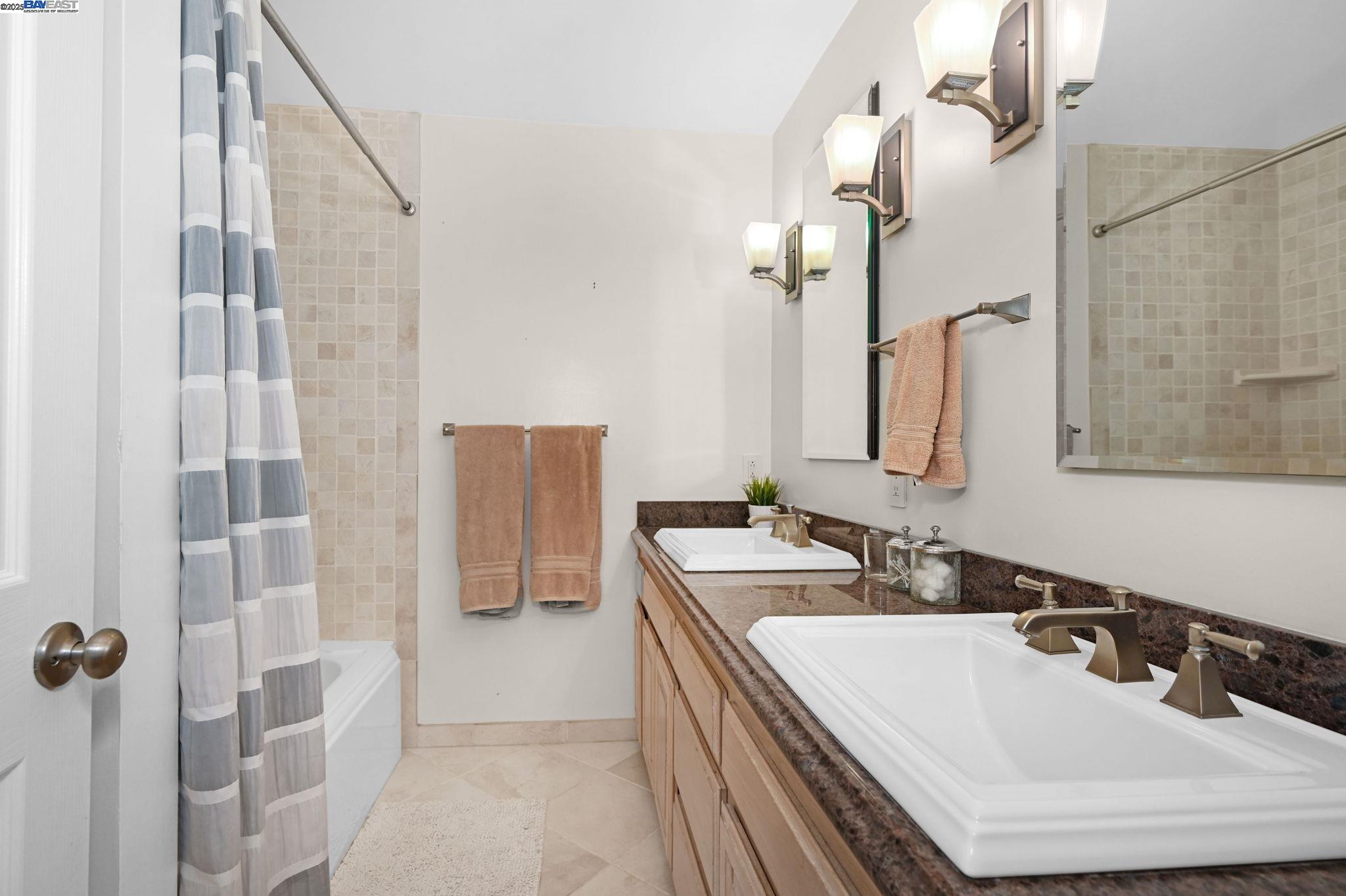 1021 Knightwood Ct